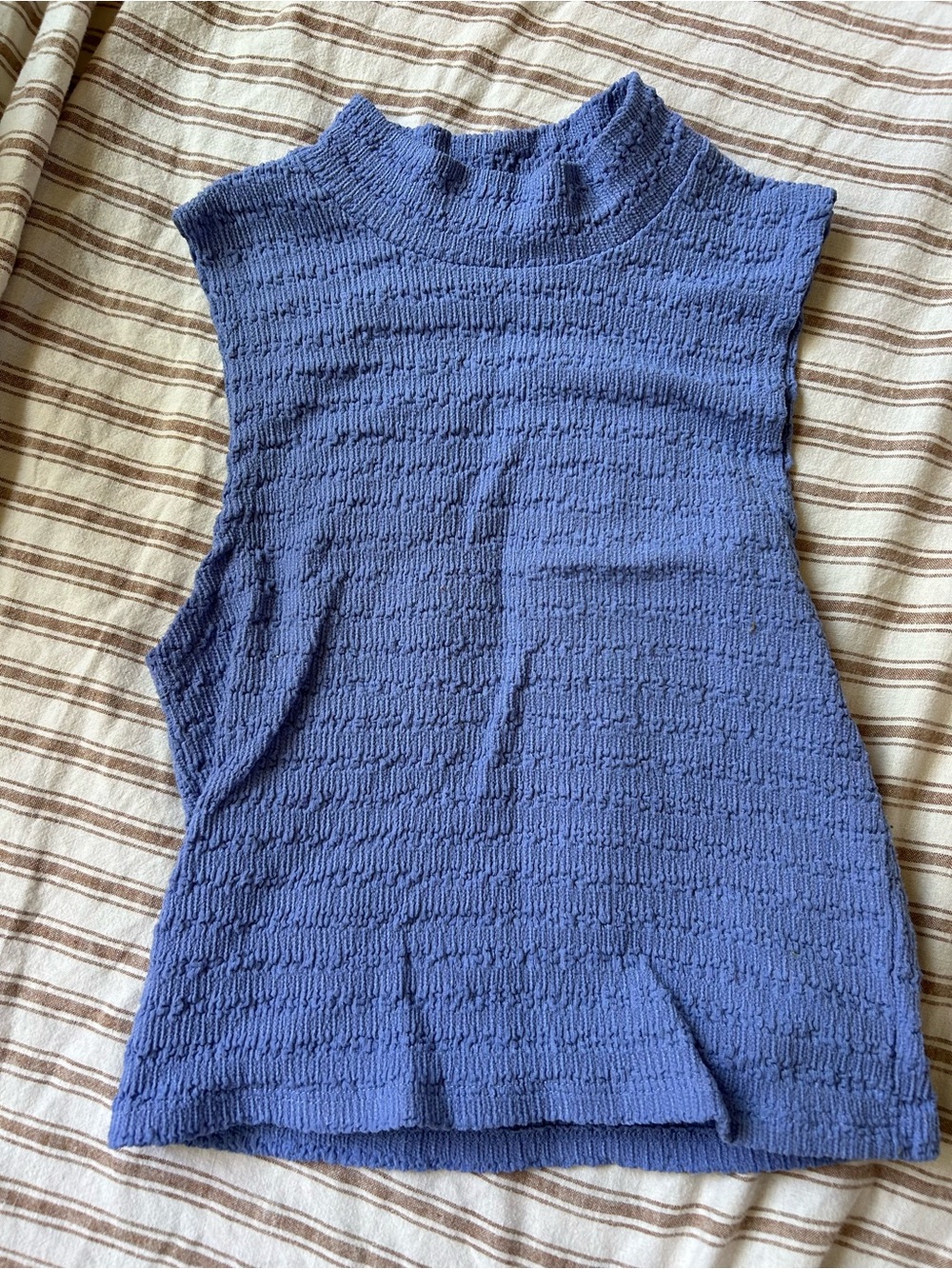 O'Neill Periwinkle Textured Mock Neck Sleeveless Top